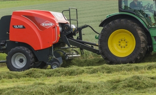 KUHN FB 3135 rundballepresser