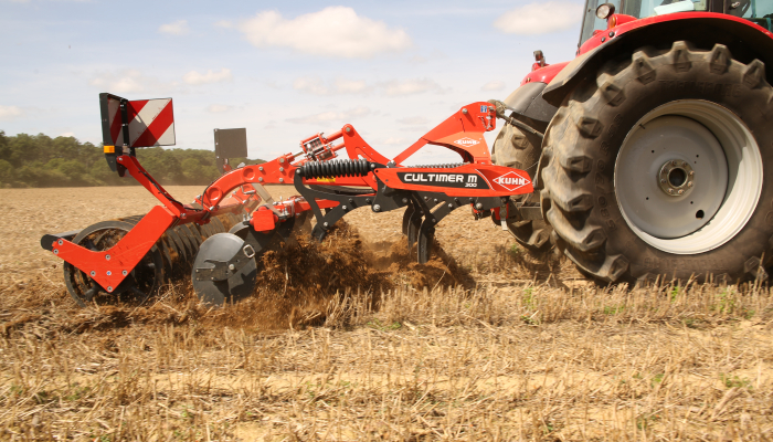 KUHN Cultimer M 300  liftophængt dybdeharve